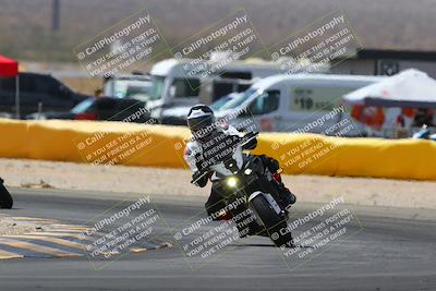 media/Apr-10-2022-SoCal Trackdays (Sun) [[f104b12566]]/Turn 2 (1135am)/